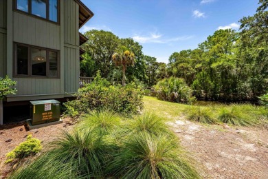 This beautifully updated end-unit 3BR/3BA Fairway Oaks villa on Kiawah Island Resort - Cougar Point in South Carolina - for sale on GolfHomes.com, golf home, golf lot