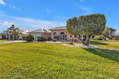 Beautiful 3 bed, 2 bath, 2 car garage , solar heated SALTWATER on Deep Creek Golf Club in Florida - for sale on GolfHomes.com, golf home, golf lot