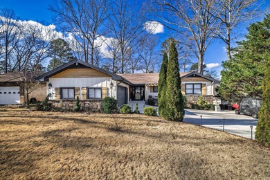 Must see this totally remodeled and updated Desoto Golf Course on DeSoto Golf Course in Arkansas - for sale on GolfHomes.com, golf home, golf lot