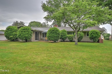 BRICK RANCH IN RIDGEFIELDS!  Sitting on a nice half-acre lot on Ridgefields Country Club, Inc. in Tennessee - for sale on GolfHomes.com, golf home, golf lot