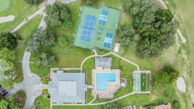 Welcome to the Florida lifestyle in this 3 Bedroom, 2 Bath, 2 on Meadow Oaks Golf and Country Club in Florida - for sale on GolfHomes.com, golf home, golf lot