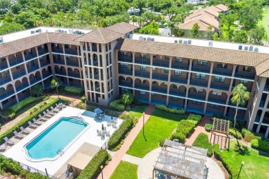 Welcome to this 2-bedroom, 1-bathroom, GROUND-FLOOR condo in on Pasadena Yacht and Country Club in Florida - for sale on GolfHomes.com, golf home, golf lot