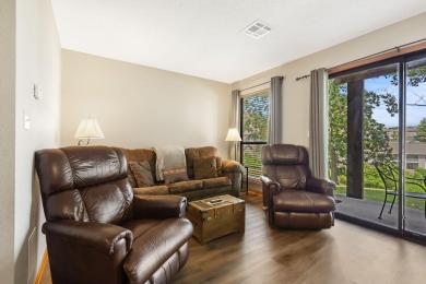 This one-bedroom, ground-level condo is the perfect mix of on Pointe Royale Village Country Club in Missouri - for sale on GolfHomes.com, golf home, golf lot