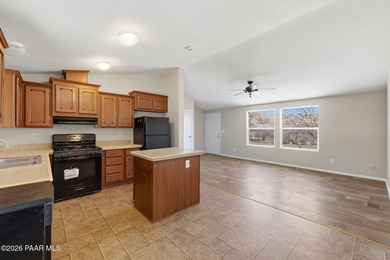 Beautiful home with circular driveway & paid solar! Welcome to on Prescott Golf and Country Club in Arizona - for sale on GolfHomes.com, golf home, golf lot