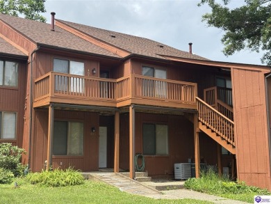 Welcome to easy, maintenance-free living with scenic golf course on Doe Valley Country Club in Kentucky - for sale on GolfHomes.com, golf home, golf lot