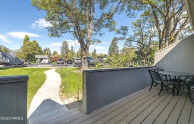 Beautifully updated single-level townhouse in the heart of on Continental Country Club in Arizona - for sale on GolfHomes.com, golf home, golf lot