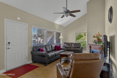 Beautifully updated single-level townhouse in the heart of on Continental Country Club in Arizona - for sale on GolfHomes.com, golf home, golf lot