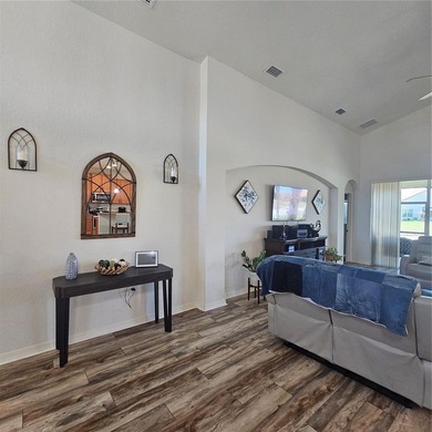 Are you looking for a move-in ready home? Well, you found it! on Lake Ashton Golf Club in Florida - for sale on GolfHomes.com, golf home, golf lot