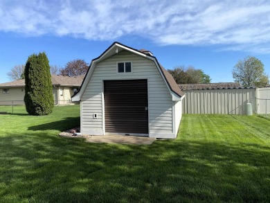 Stop and take a moment to review the features and benefits of on Quail Run Golf Course in Nebraska - for sale on GolfHomes.com, golf home, golf lot