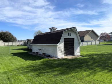 Stop and take a moment to review the features and benefits of on Quail Run Golf Course in Nebraska - for sale on GolfHomes.com, golf home, golf lot