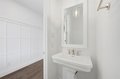 Fabulous two-story home located at Heath Golf and Yacht Club in on Heath Golf and Yacht Club in Texas - for sale on GolfHomes.com, golf home, golf lot