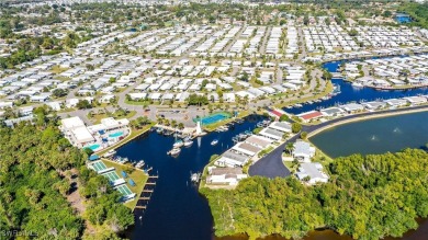 A Boater's Paradise!!  Welcome to your Florida dream home in the on Riverbend Golf and Country Club in Florida - for sale on GolfHomes.com, golf home, golf lot