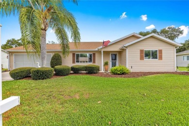Charming 2 bed/2 bath Palm Floor Plan in Del Webb Spruce Creek on Eagle Ridge At Spruce Creek Country Club in Florida - for sale on GolfHomes.com, golf home, golf lot
