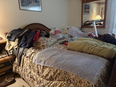 RENTABLE IMMEDIATELY A/C 2021 Enjoy every day in this 2nd-floor on Kings Point Golf -Flanders Way in Florida - for sale on GolfHomes.com, golf home, golf lot