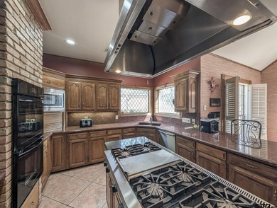 Welcome to Hollytree living in this  4BR/3BA estate spanning on Hollytree Country Club in Texas - for sale on GolfHomes.com, golf home, golf lot