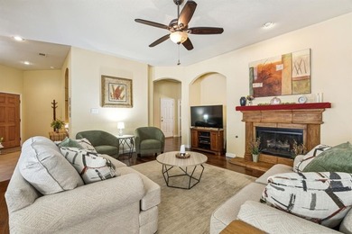 Step into comfort and convenience in this beautifully maintained on Woodbridge Golf Club in Texas - for sale on GolfHomes.com, golf home, golf lot