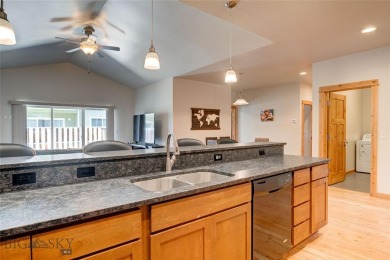 Charming Single-Level Condo in Desirable Four Corners - 

Tucked on Cottonwood Hills Golf Course - Cottonwood Hills in Montana - for sale on GolfHomes.com, golf home, golf lot