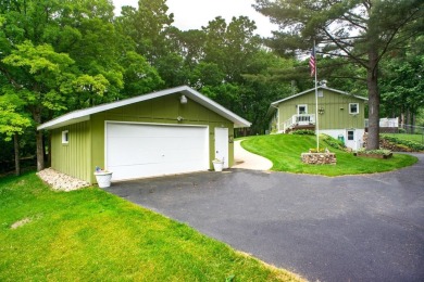 Wautoma, Golf Course Backyard 2bed 1 1/2Bath home- Large fenced on Waushara Country Club in Wisconsin - for sale on GolfHomes.com, golf home, golf lot