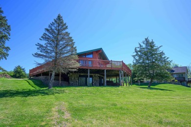 Welcome to the golf lodge! Rustic 4 bed, 2 bath Galena Territory on Eagle Ridge Inn and Resort in Illinois - for sale on GolfHomes.com, golf home, golf lot