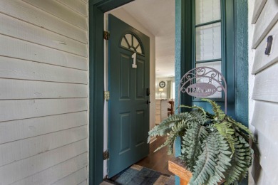 Corner Condo At The Greens! Fully Furnished 2-Bedroom Condo In on Thousand Hills Golf Resort in Missouri - for sale on GolfHomes.com, golf home, golf lot