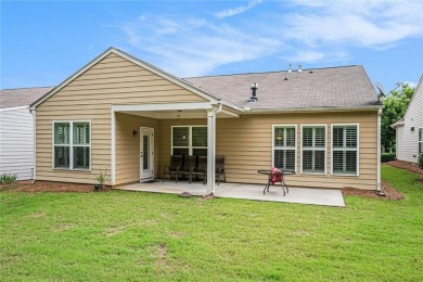 Beautifully maintained 2-bedroom, 2-bath ranch home in the on Canongate Golf At Sun City Peachtree in Georgia - for sale on GolfHomes.com, golf home, golf lot