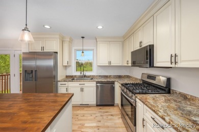 Do not miss this amazing Comstock Park property located on the on Alpine Golf Club in Michigan - for sale on GolfHomes.com, golf home, golf lot