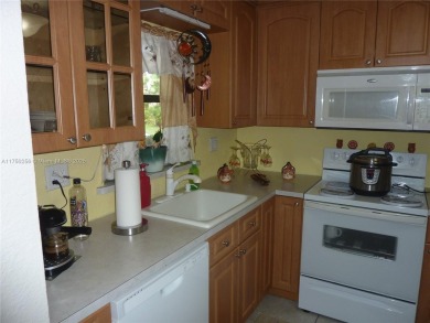 Stunning 1 bed, 1.5 bath, 1st-floor unit in 55+ community! on Sunrise Lakes Phase IV Golf Course in Florida - for sale on GolfHomes.com, golf home, golf lot