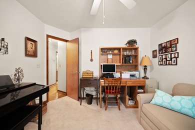 Exquisite year round Lakeview upper level condo located in on Woodson Bend Resort in Kentucky - for sale on GolfHomes.com, golf home, golf lot