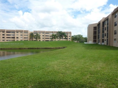 Stunning 1 bed, 1.5 bath, 1st-floor unit in 55+ community! on Sunrise Lakes Phase IV Golf Course in Florida - for sale on GolfHomes.com, golf home, golf lot