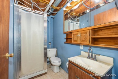 Do not miss this amazing Comstock Park property located on the on Alpine Golf Club in Michigan - for sale on GolfHomes.com, golf home, golf lot