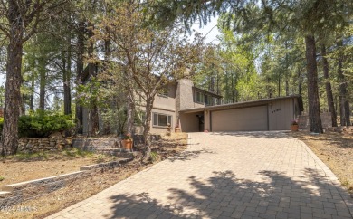 Beautiful 4 Bedroom, 3 full Bath home situated on an oversized on Continental Country Club in Arizona - for sale on GolfHomes.com, golf home, golf lot