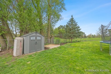 Do not miss this amazing Comstock Park property located on the on Alpine Golf Club in Michigan - for sale on GolfHomes.com, golf home, golf lot