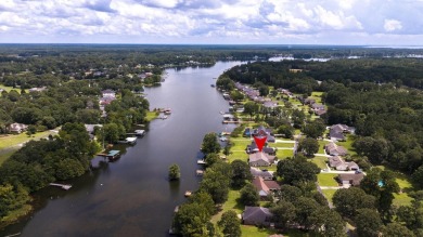 Lake Marion Home with a private dock and fantastic features! on Players Course At Wyboo Plantation in South Carolina - for sale on GolfHomes.com, golf home, golf lot