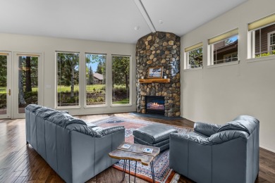 Rare Single Level Broken Top townhome with beautiful 18th on Broken Top Club in Oregon - for sale on GolfHomes.com, golf home, golf lot