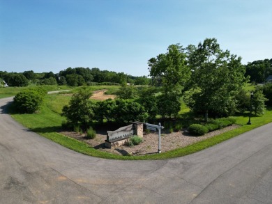 The Virginian neighborhood is the premiere golf community in on Virginian Golf Club in Virginia - for sale on GolfHomes.com, golf home, golf lot