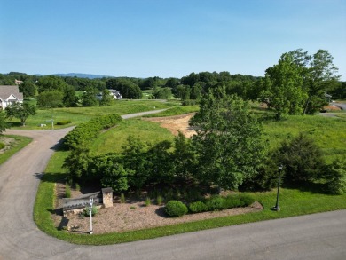 The Virginian neighborhood is the premiere golf community in on Virginian Golf Club in Virginia - for sale on GolfHomes.com, golf home, golf lot