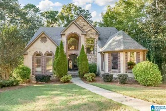 Wonderful quality built home on a totally private cul-de-sac lot on Riverchase Country Club in Alabama - for sale on GolfHomes.com, golf home, golf lot