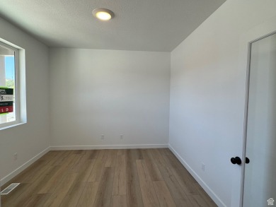 YOU'VE FOUND IT! DREAM HOME DREAM LOCATION *MOVE IN READY!!!** on Schneiters Riverside Golf Course in Utah - for sale on GolfHomes.com, golf home, golf lot