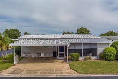 HUGE PRICE ADJUSTMENT! Welcome to your Florida dream home in the on Largo Golf Course in Florida - for sale on GolfHomes.com, golf home, golf lot