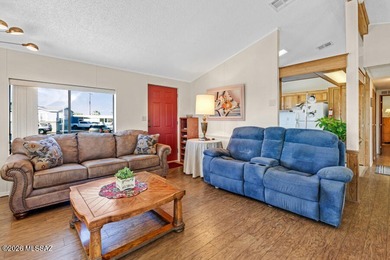 Very nice light and bright 1988 2-bedroom, 2-bath home featuring on Tucson Estates Golf Course in Arizona - for sale on GolfHomes.com, golf home, golf lot