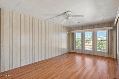 Welcome to this well maintained home in the heart of Sun Lakes! on Sun Lakes Country Club in Arizona - for sale on GolfHomes.com, golf home, golf lot