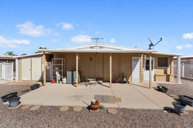 Welcome to this well maintained home in the heart of Sun Lakes! on Sun Lakes Country Club in Arizona - for sale on GolfHomes.com, golf home, golf lot