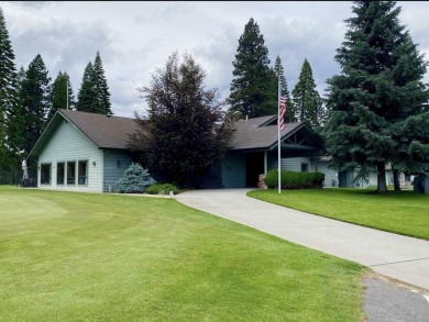 Fantastic opportunity! Lake Almanor Country Club offers a on Lake Almanor Country Club in California - for sale on GolfHomes.com, golf home, golf lot