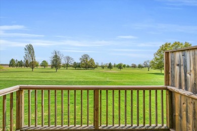 GOLF COURSE IN YOUR BACK YARD.  TRI LEVEL THREE BEDROOM, ONE on Willow Pond Golf Course in Illinois - for sale on GolfHomes.com, golf home, golf lot