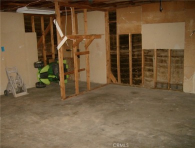 Drastic reduction in price, due to the condition after the on Hesperia Golf and Country Club in California - for sale on GolfHomes.com, golf home, golf lot