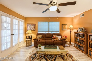 Welcome to this well kept 2 bedroom, 2 bath Stratford mode home on Leisure Village West Assoc. in New Jersey - for sale on GolfHomes.com, golf home, golf lot