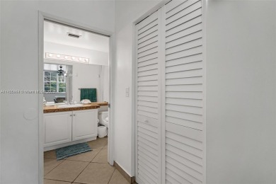 !GREAT INVESTOR OPORTUNITY! BEAUTIFUL SPACIOUS AND on Turnberry Isle Resort and Club in Florida - for sale on GolfHomes.com, golf home, golf lot