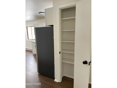 Super clean and move in ready! Beautiful layout with updated on Pocono Farms Country Club in Pennsylvania - for sale on GolfHomes.com, golf home, golf lot