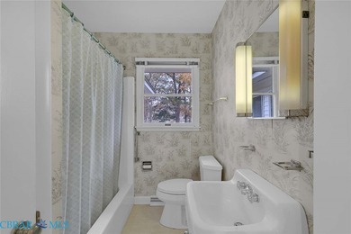 Welcome to Tee & Tide, a waterfront retreat where your days on Indian Creek Yacht and Country Club in Virginia - for sale on GolfHomes.com, golf home, golf lot