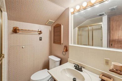 One or more photo(s) has been virtually staged. Welcome to 4307 on The Meadows Golf and Country Club in Florida - for sale on GolfHomes.com, golf home, golf lot